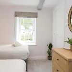 Prázdninový dům Riverside No 4 *