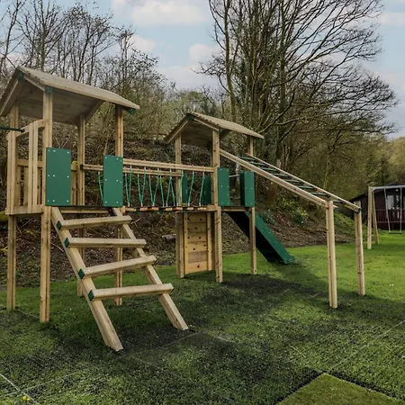 Riverside No 4 Дом отдыха *