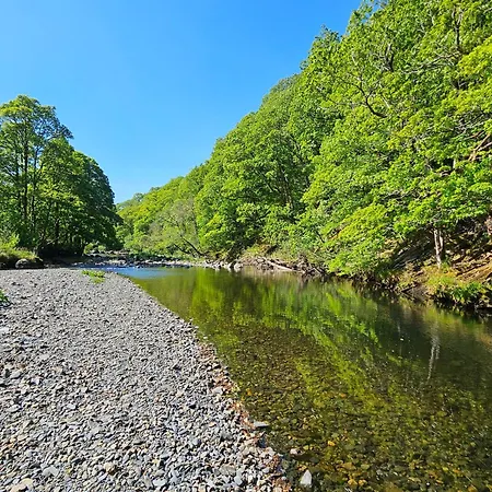 Riverside No 4 Holiday home