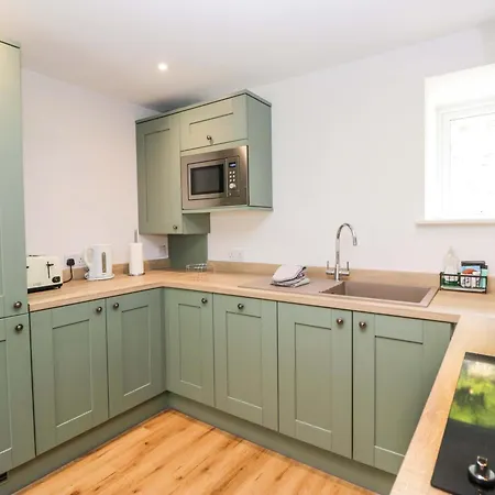 Дом отдыха Riverside No 4